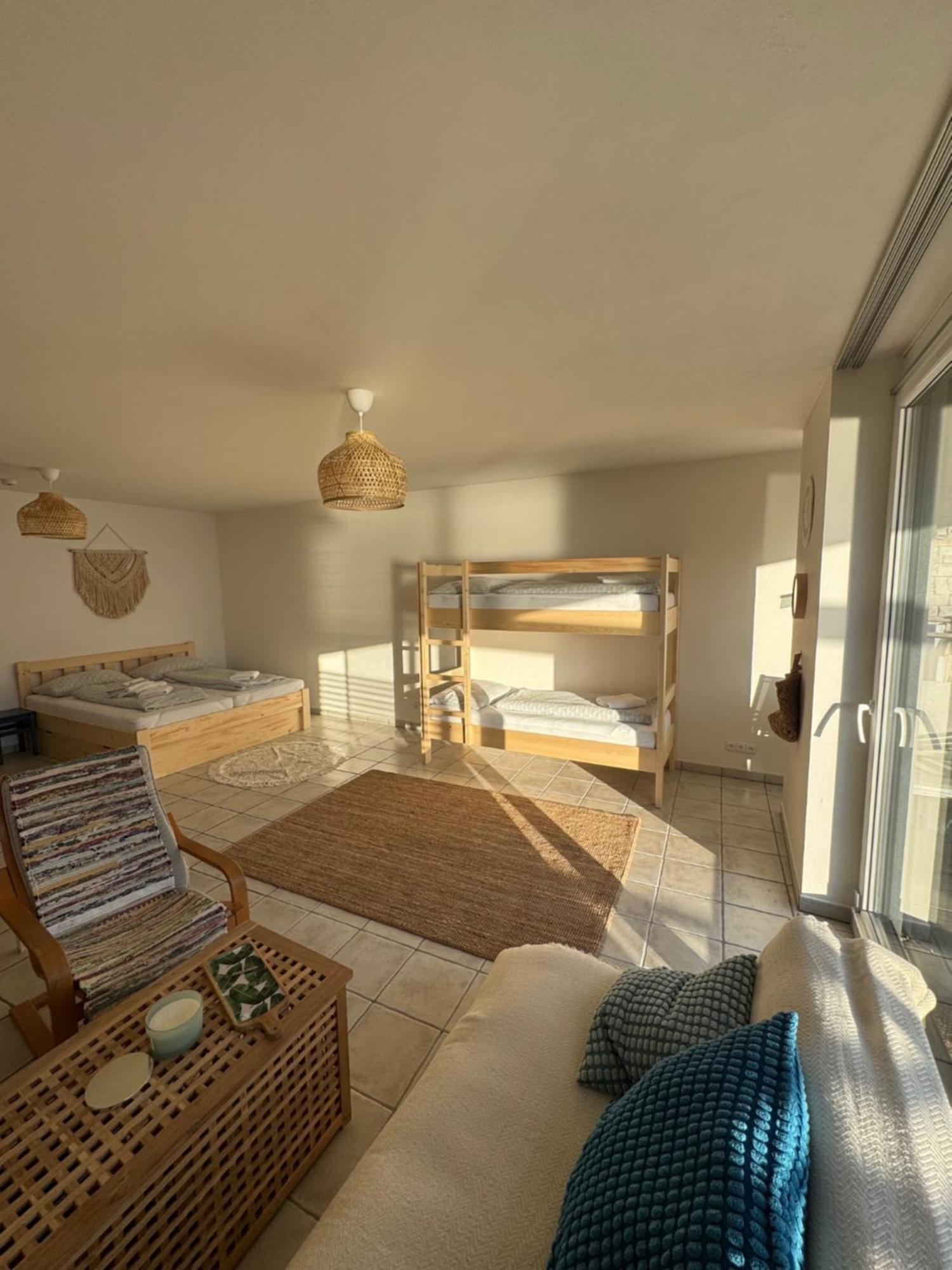 Apartment Palava Eu 5 *